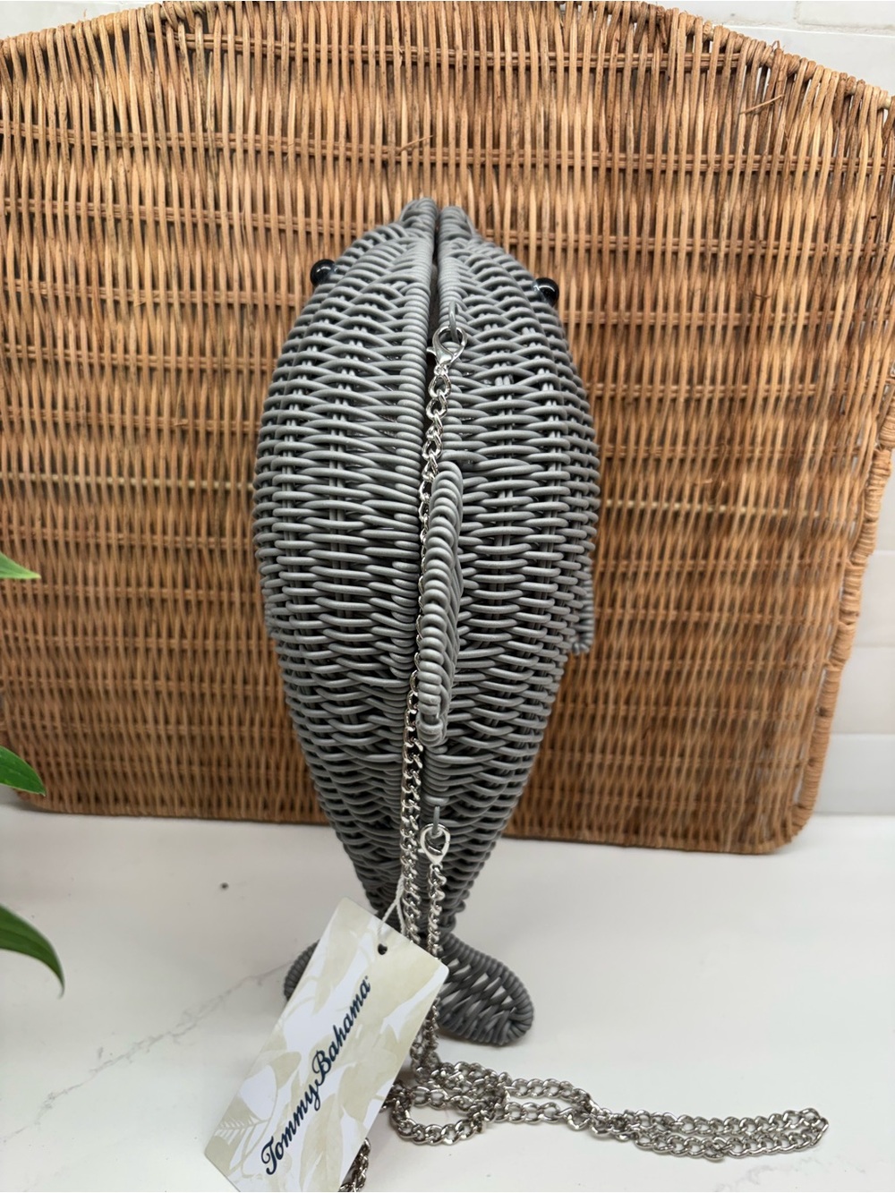 Gray Woven Dolphin Crossbody Bag 
Tommy Bahama Viral 🐬 - Picture 7 of 11